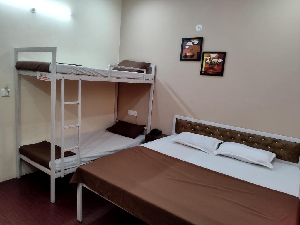 BABAJI'S ABODE photo