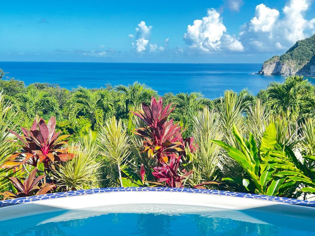 Vue Mer/3Beds/Piscine/wifi/900 mètres de la plage, Deshaies