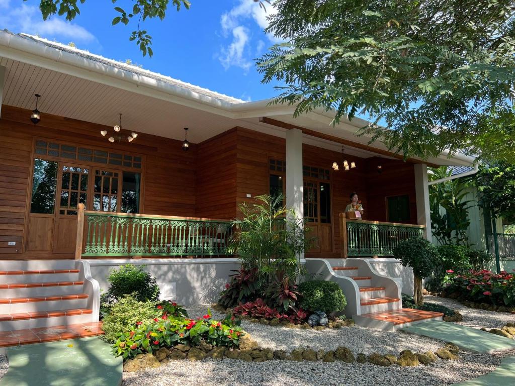 Home of Dusita, Lamphun