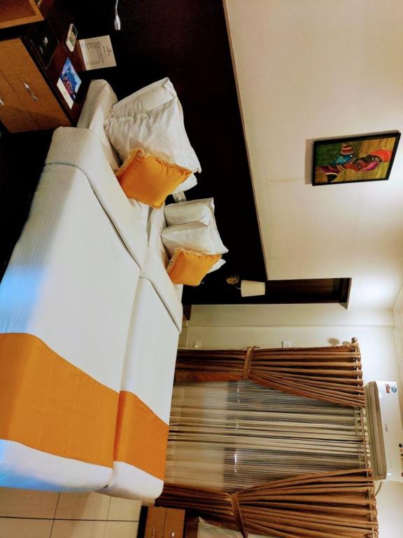 Hotel Virad photo