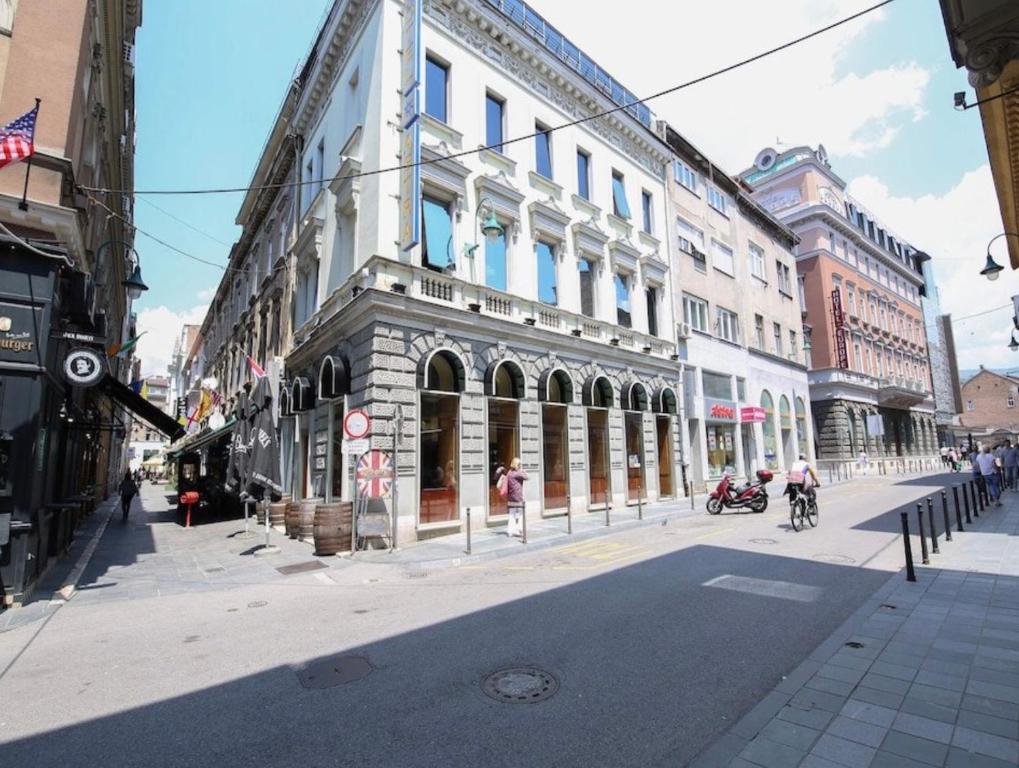 Le Royal Suites Sarajevo - City Center photo