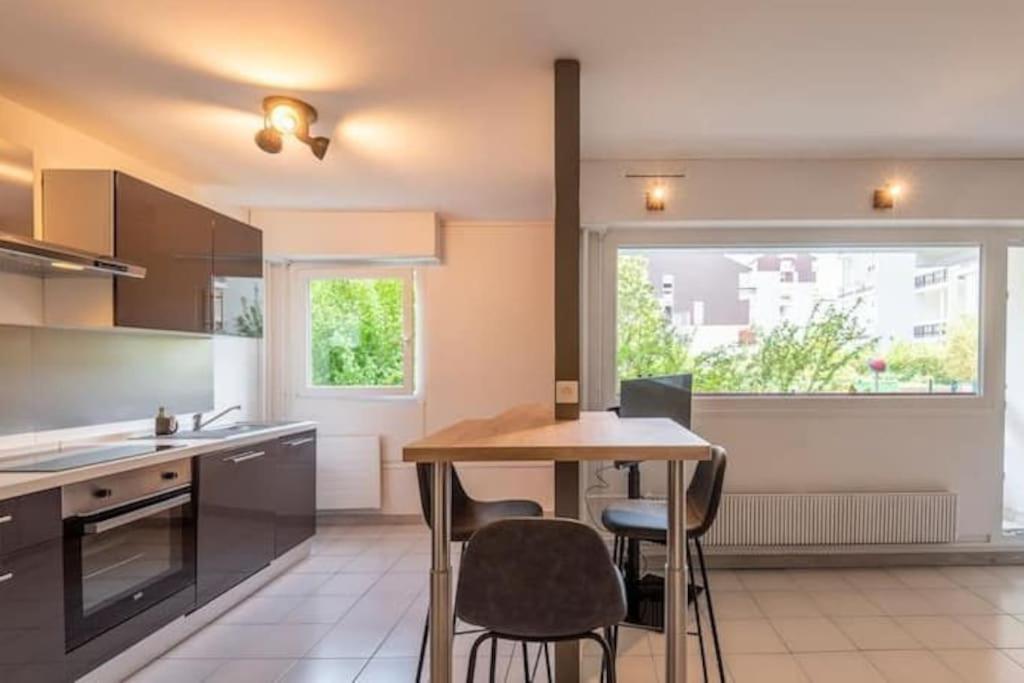 joli appartement avec balcon proximité lac - 3