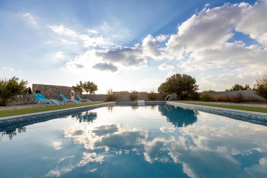 Jebel Shams Resort photo