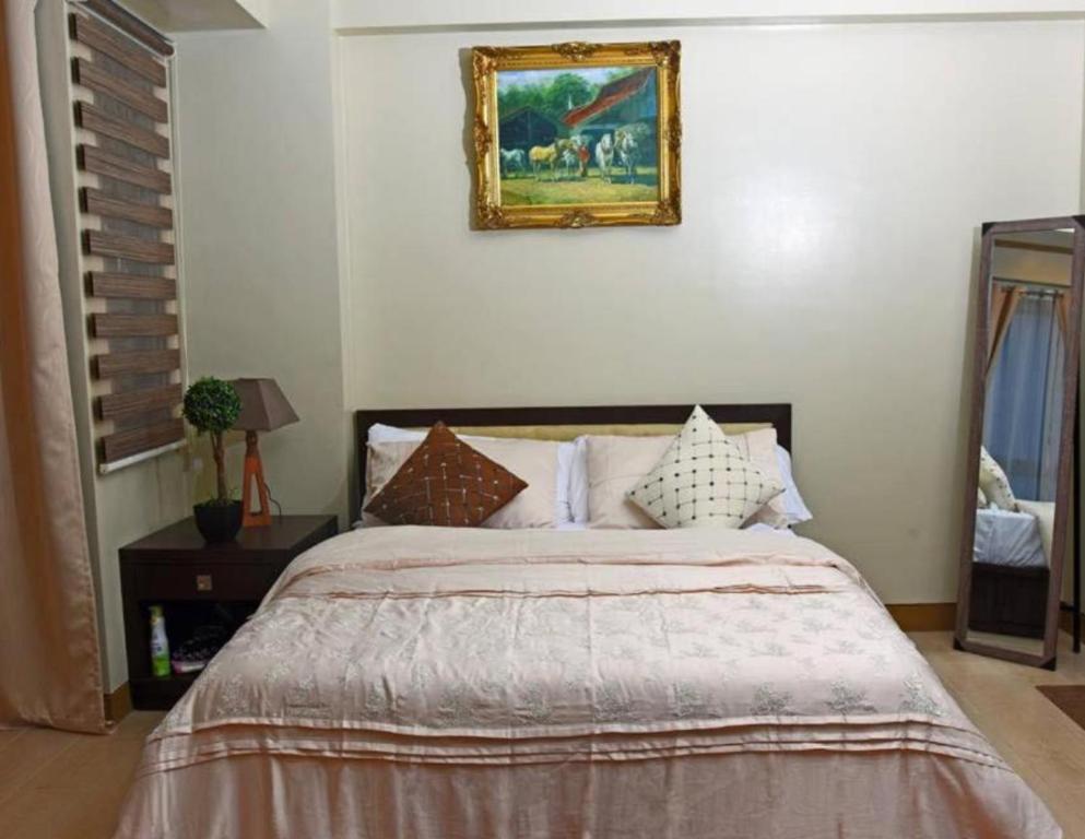 High-Rise Apartment Condo near NAIA Terminal 3 with a Perfect Airport Front-View photo