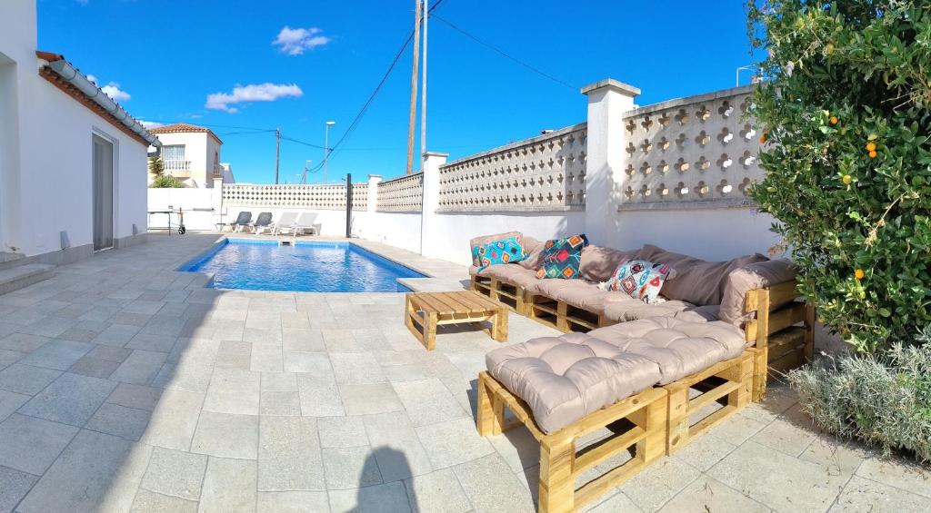 398-casa con piscina privada - 1