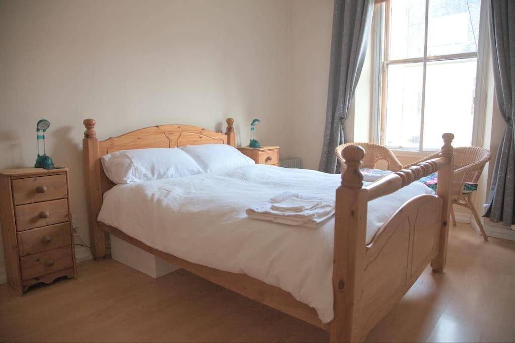 Cosy n Comfy Flat in Historic Heart of Edinburgh, Edinburgh