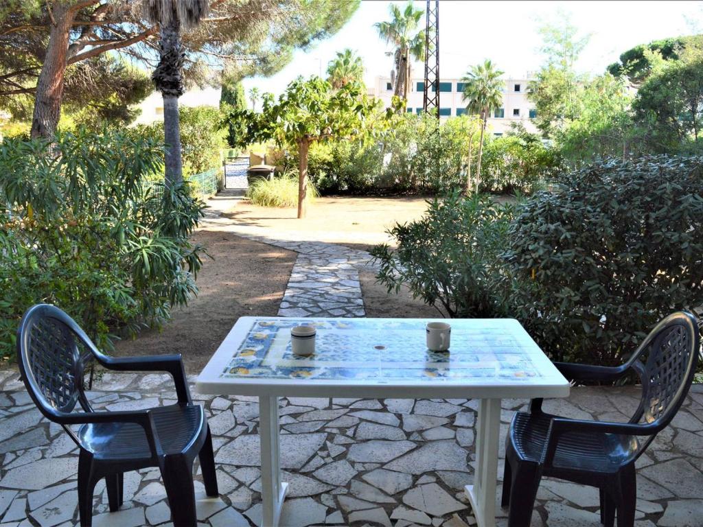 Studio cosy avec jardin, proche plage à Cavalaire-sur-Mer, parking inclus - FR-1-226B-128 - 1
