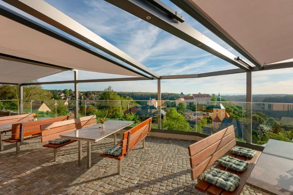 Hotel Zur Aussicht, hotel in Hohnstein