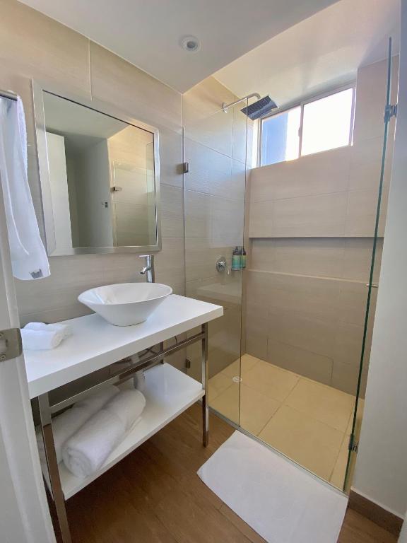 Wyndham Garden Cartagena photo
