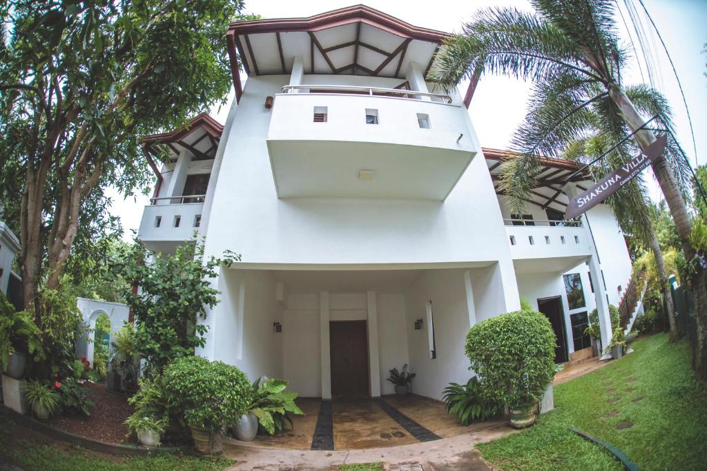 Shakuna Villa — Hotel in Hikkaduwa