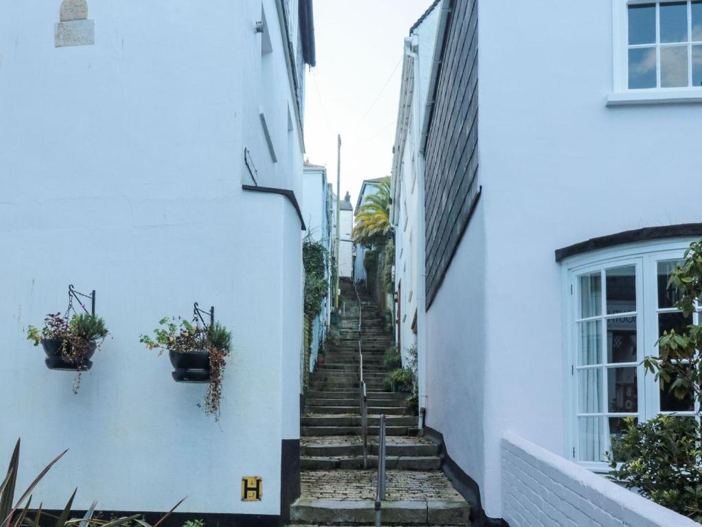 The Bolthole, 66 Norton Park, Dartmouth photo 7