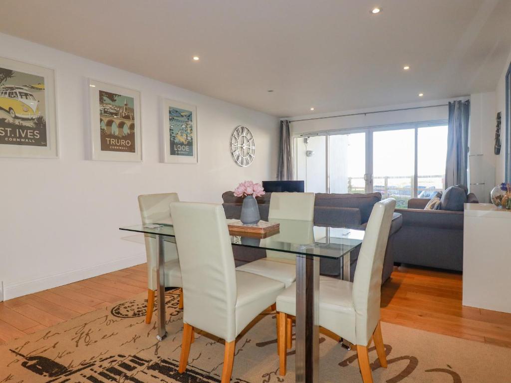 47 Bredon Court, Newquay photo 6