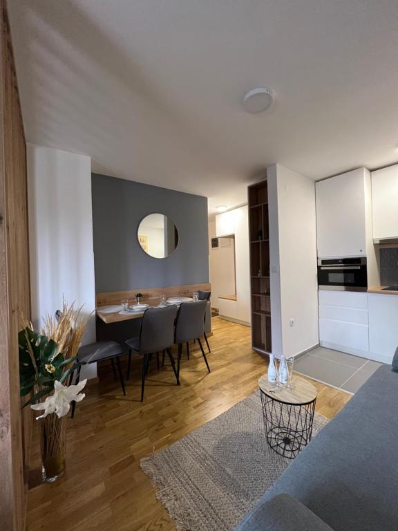 NeNi Apartman - 4