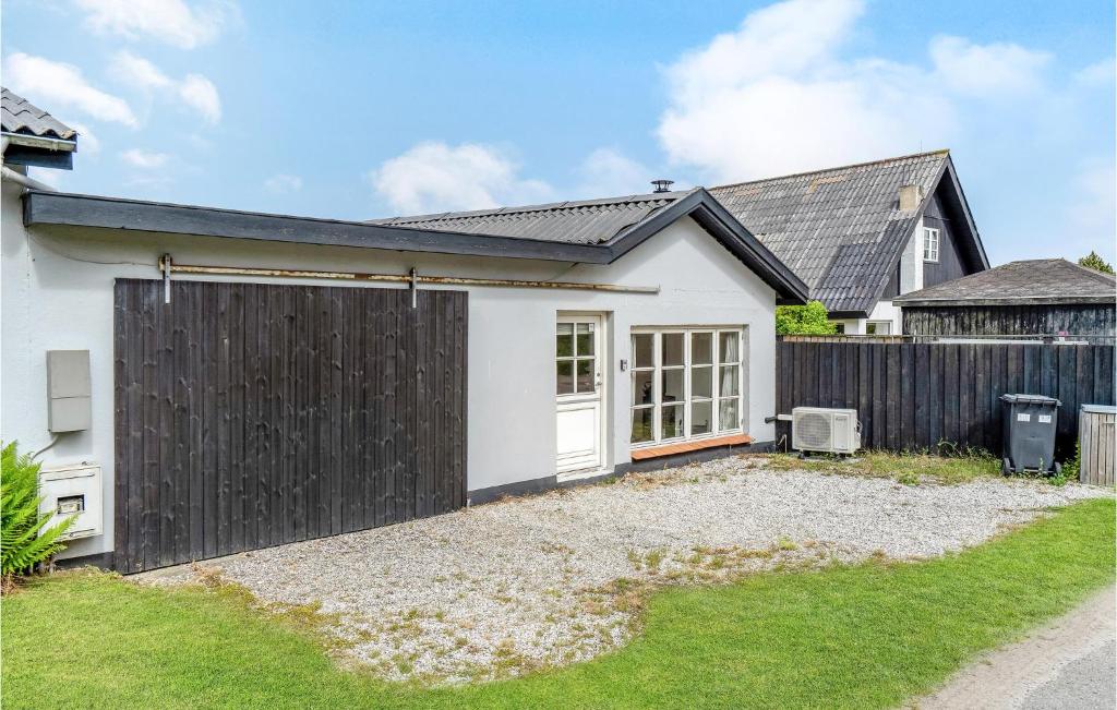 Gorgeous Apartment In Blokhus With Wifi, Blokhus