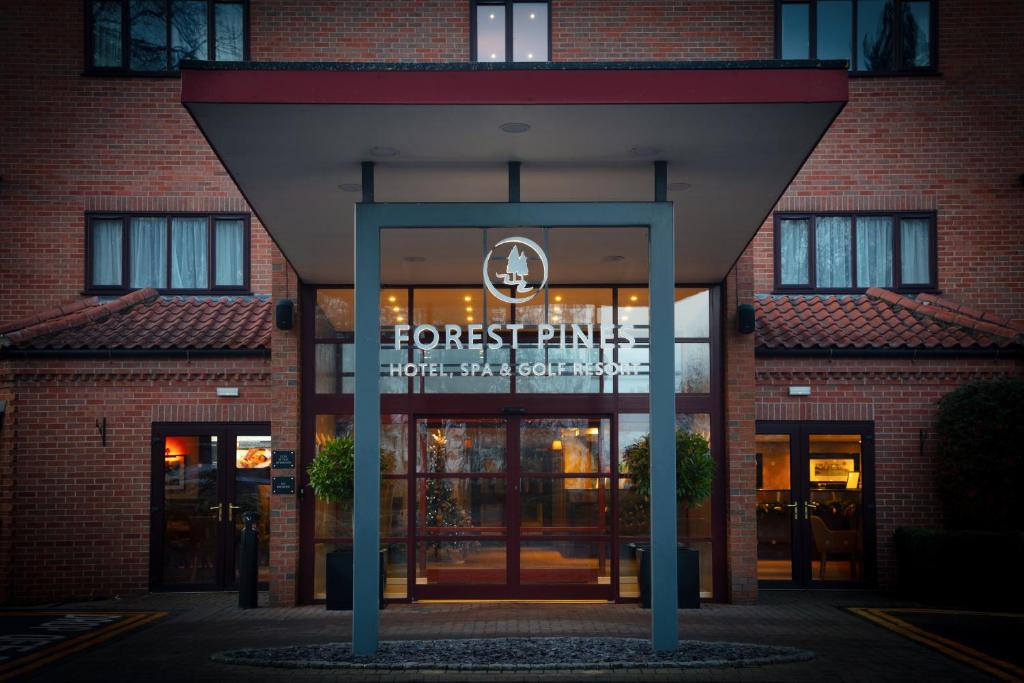 Forest Pines Hotel Spa & Golf resort photo