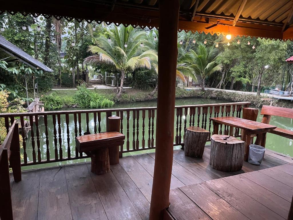 Baan บ้านสวนวิวทุ่ง