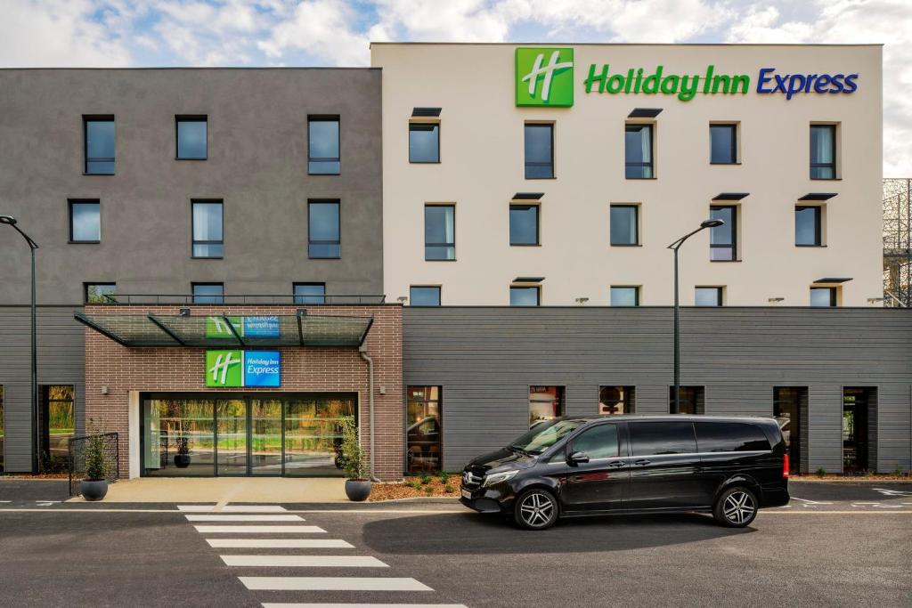Holiday Inn Express Marne La Vallee Val D'Europe photo