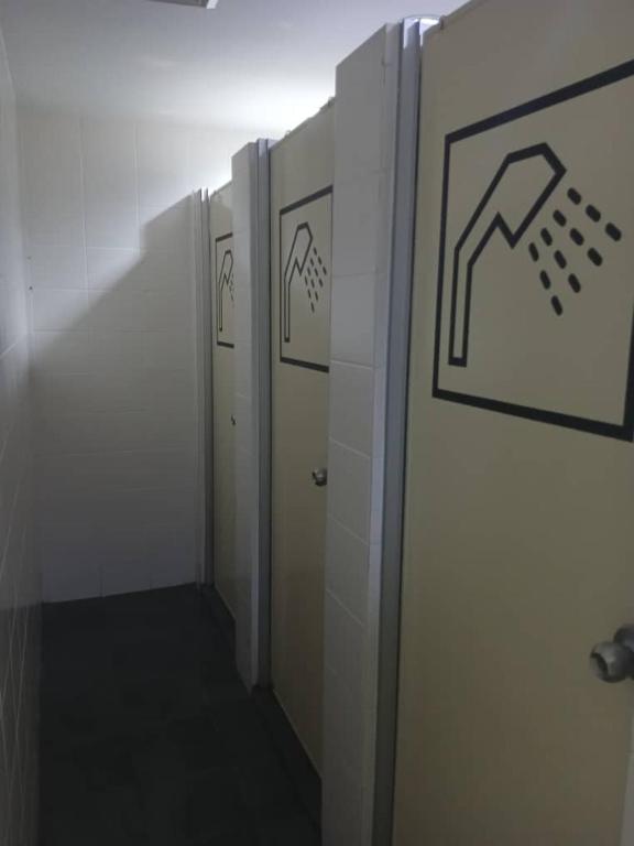 H2 Capsule Inn photo