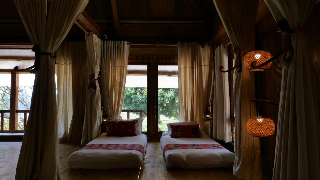 Nha Tan - Mai Chau Homestay & Tours 호텔 이미지 1