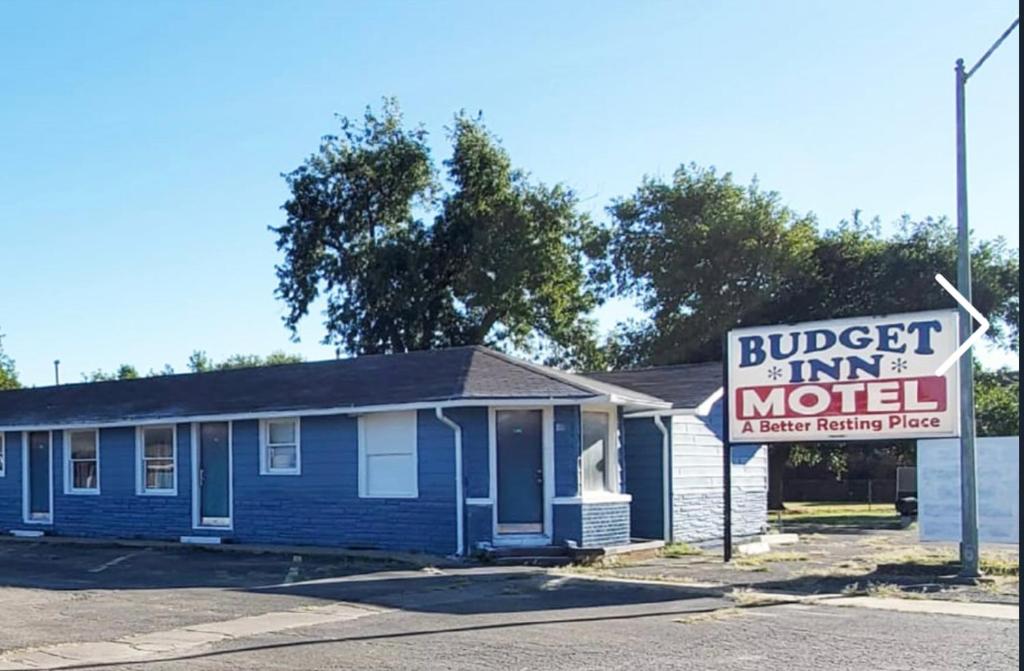 Budget INN photo