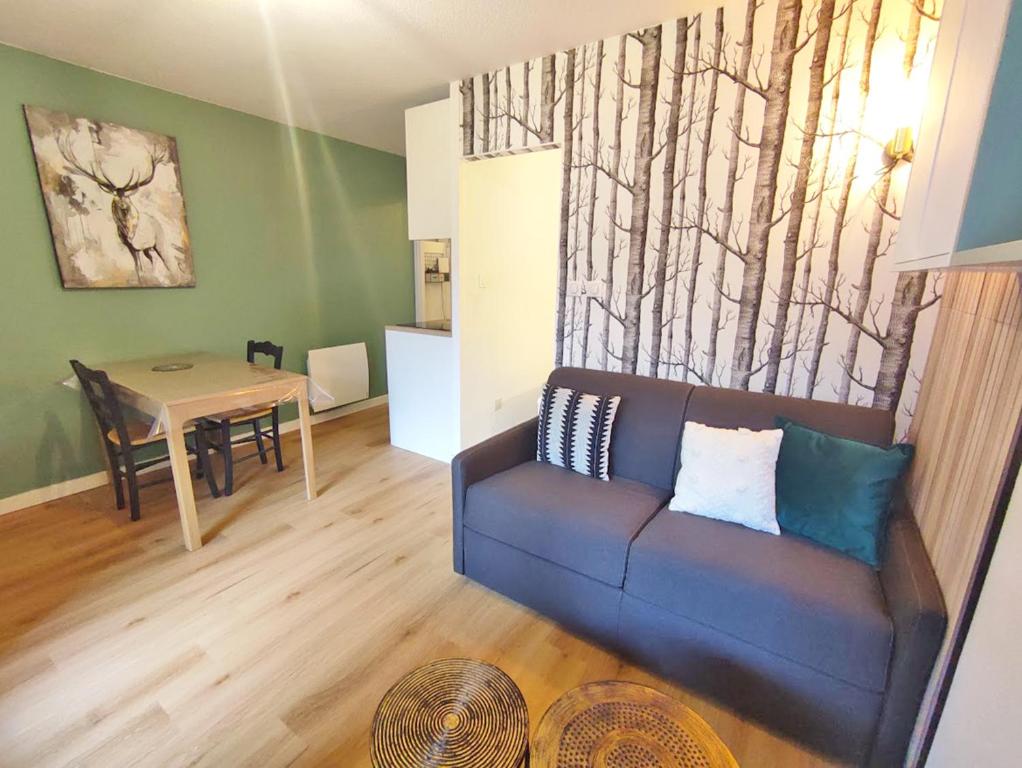Le cerf charmant, T2, Luchon, wifi, balcon, ascenseur, 4 personnes - 2