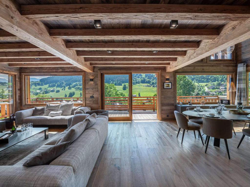 Chalet Luxe 12 Pers. Face aux Pistes avec Skiroom, Garage, Salle de Sport et Services Inclus - 1