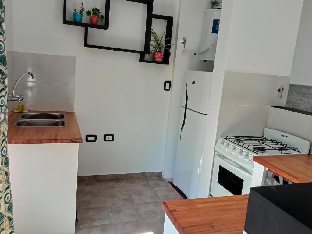 Santa Teresita Sobre El Monte - 3