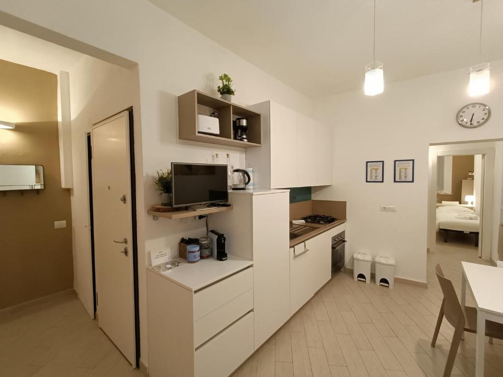 FirstHouse - nel centro storico con Parcheggio Gratuito - 4