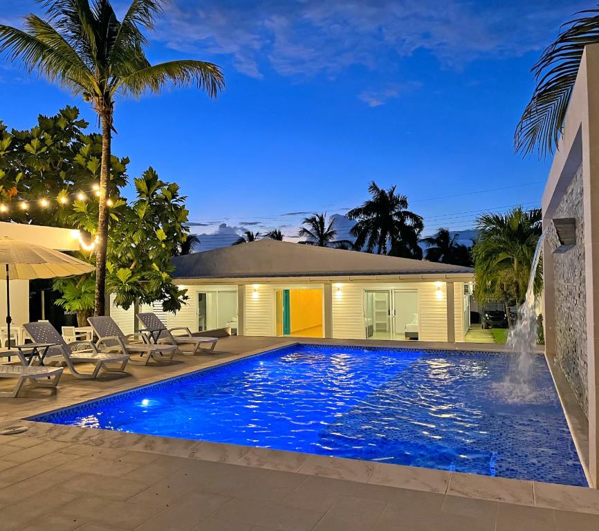 Zaba Beach House - 1