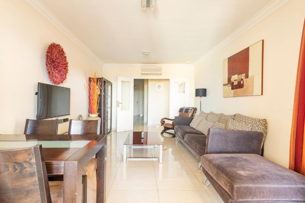 Terrazas Del Duque Sunset Apartment - 4