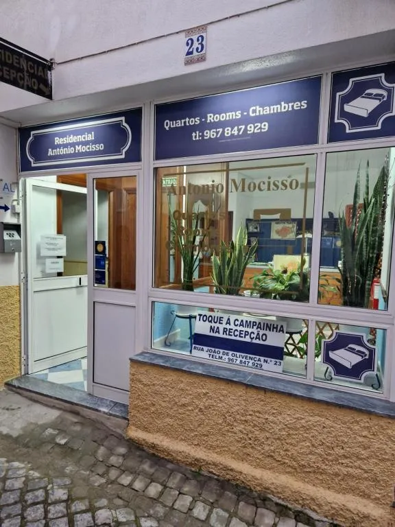 Residencial Antonio Mocisso Guesthouse, hotel v destinaci Elvas