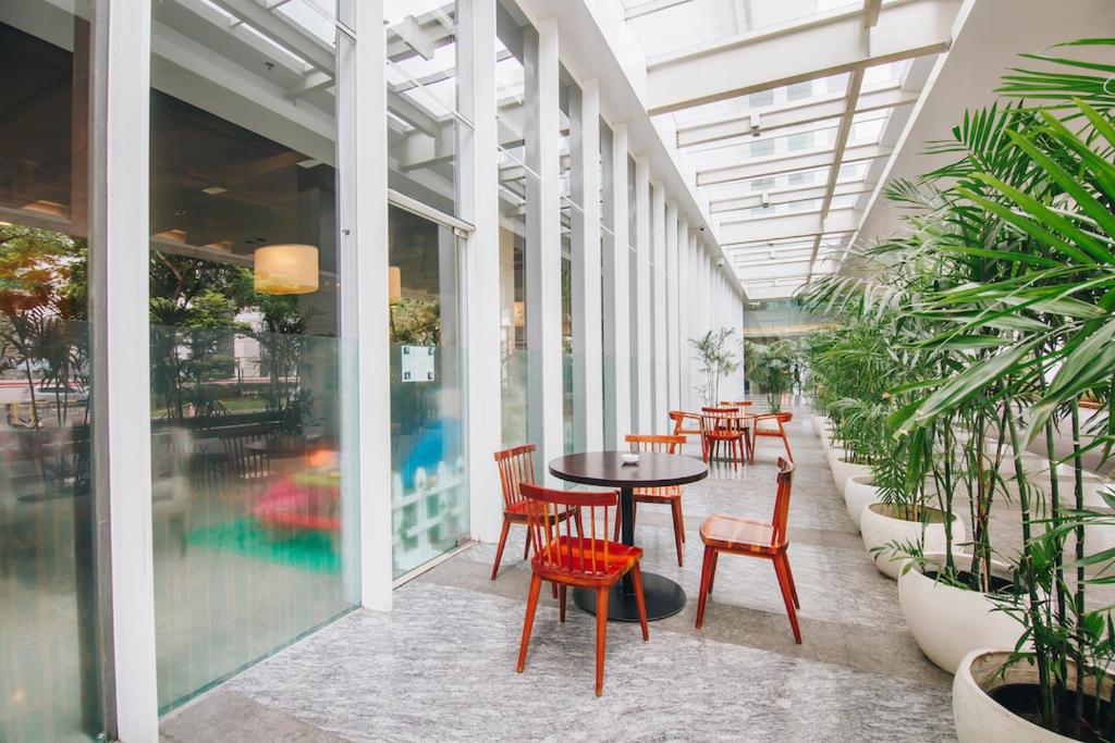 JS Luwansa Hotel & Convention Center