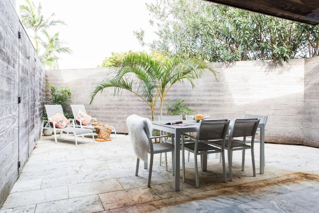 The Coconut Palm TWO, Sunshine Beach