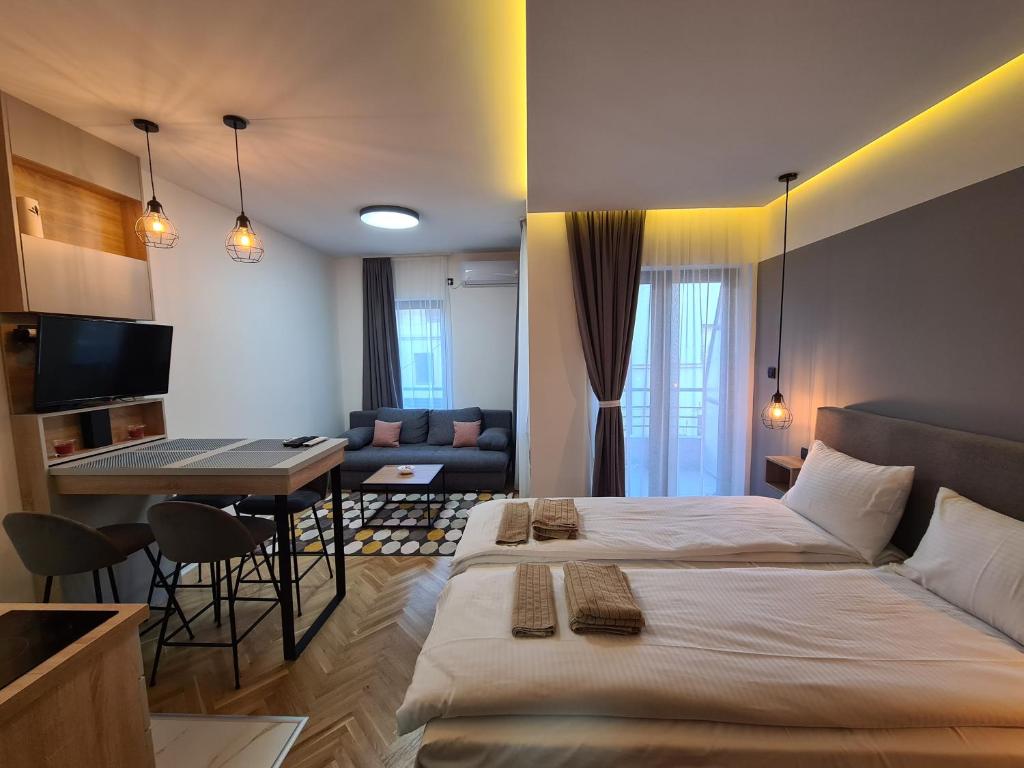 Apartmani Central & Free parking photo