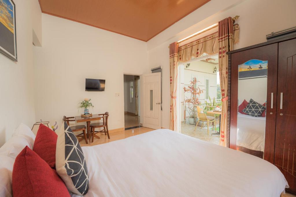 Strawberry Garden Homestay
