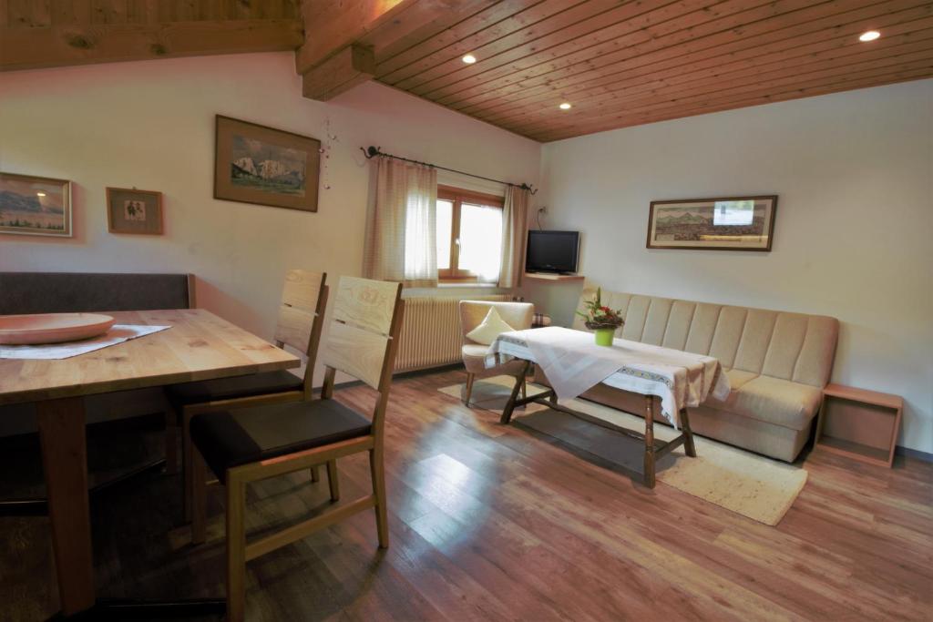 Haus Tusculum - 2