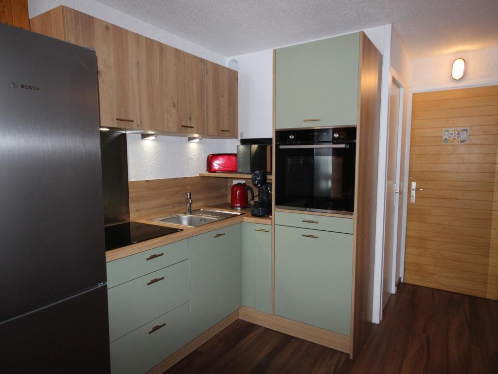 Appartement ski aux pieds avec balcon sud et parking - FR-1-411-867 - 4