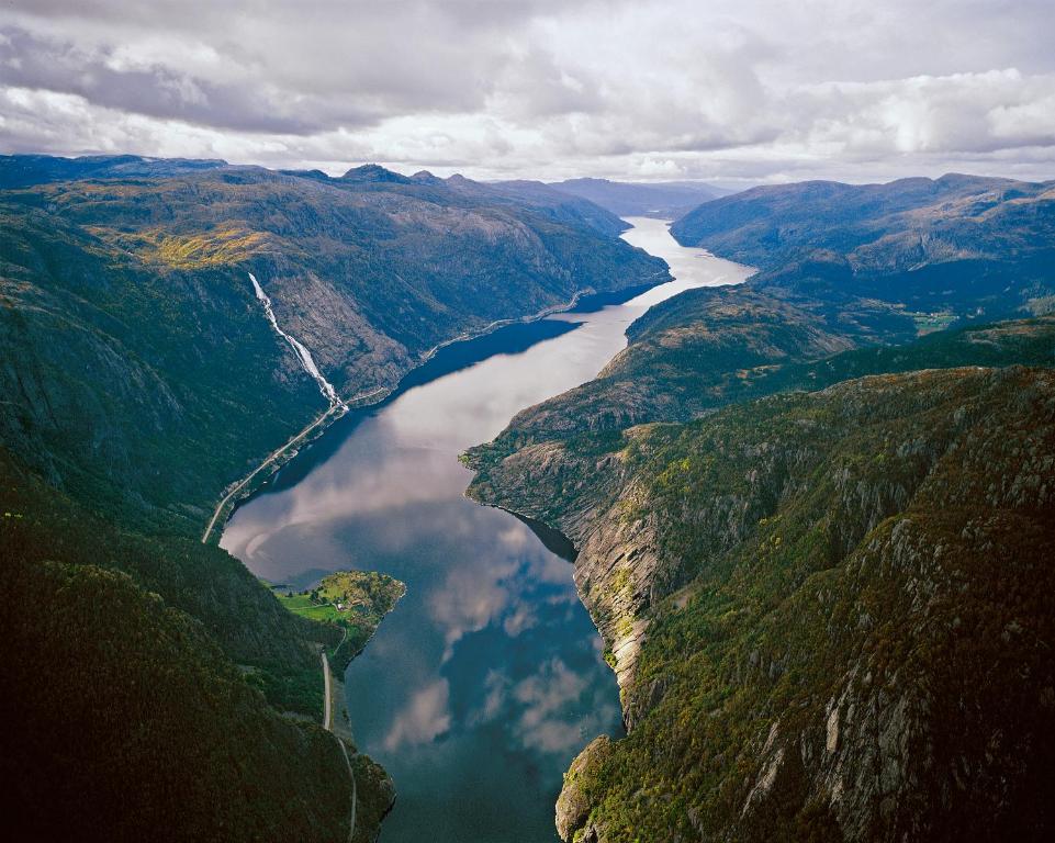 Langfoss photo