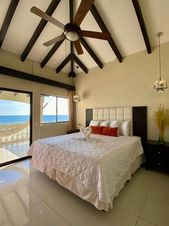 Vista Las Olas Resort photo