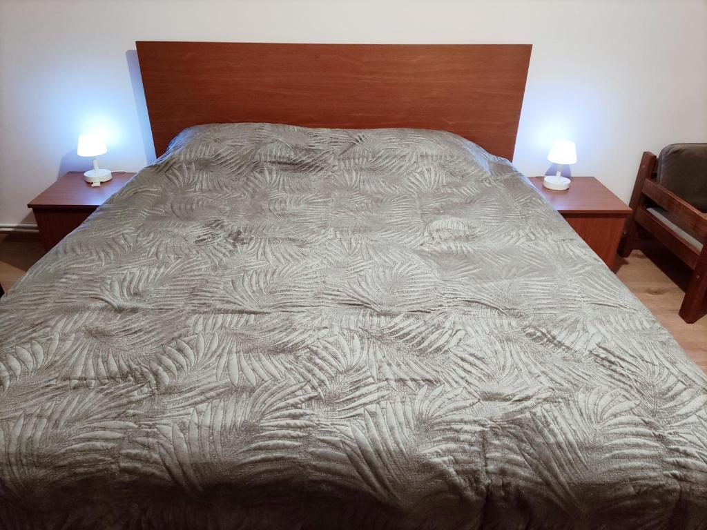 Renovated 1 bedroom with King size bed in Kentron photo