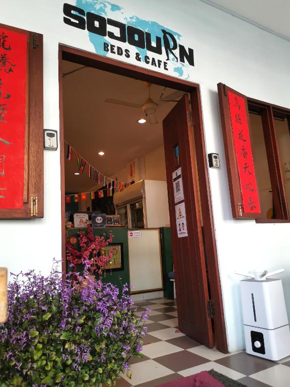 Exterior view, Sojourn Beds and Cafe in Taiping