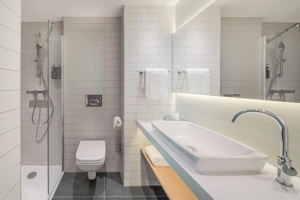 Holiday Inn Express Marne La Vallee Val D'Europe photo