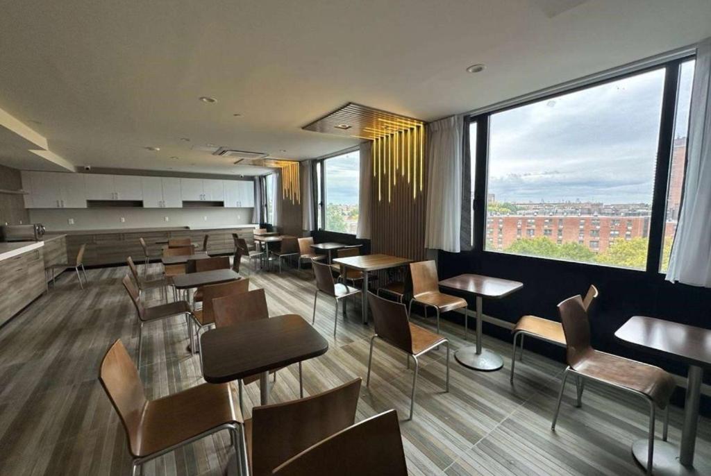 Days Inn by Wyndham Brooklyn Eastern Parkway, Brooklyn