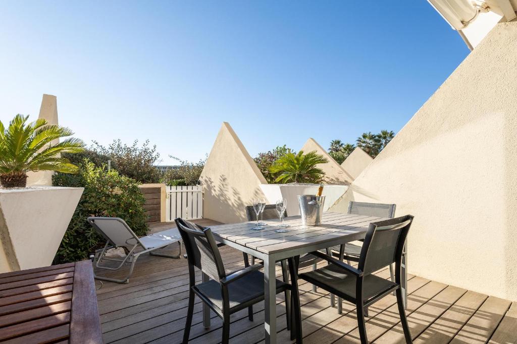 Le Cassis Héliopolis Luxe - Terrasse plein sud - Garage - Plage à pied - Village Naturiste - 3