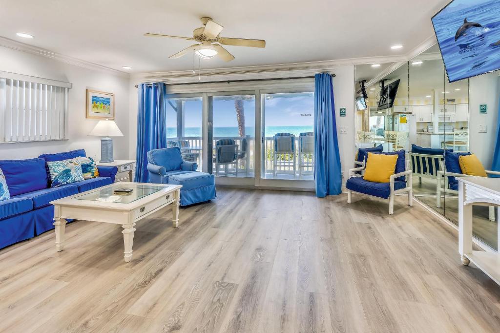 Sunset Villas 1 — Hotel in Redington Shores (FL)