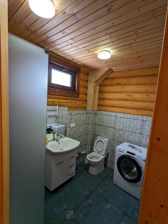 LOG HOUSE photo