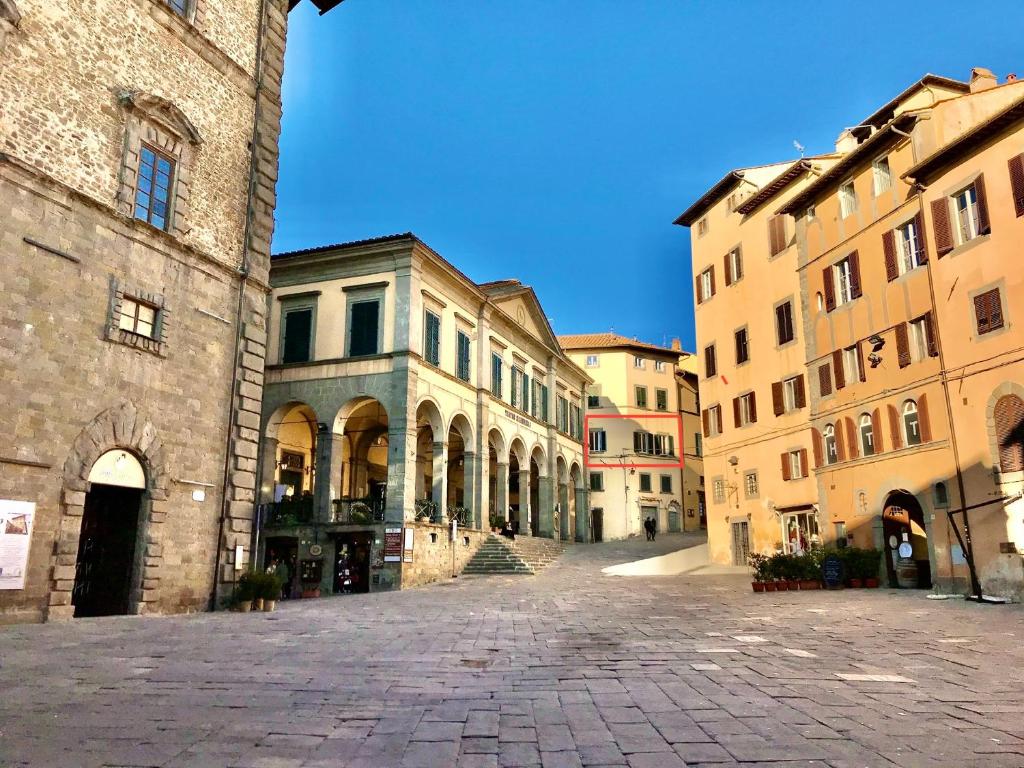 SIGNORELLI HOUSE - 2