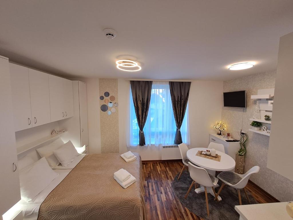 Lux apartmani Dunja Kopaonik Čardaci - WHITE - 2