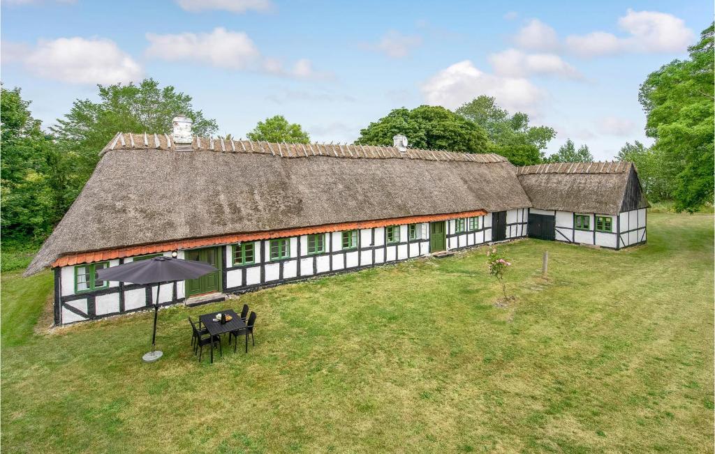 Beautiful Apartment In Rudkøbing, Spodsbjerg