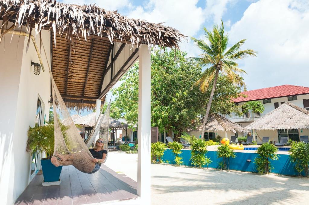 サラナ バンガローズ (Sarana Bungalows)